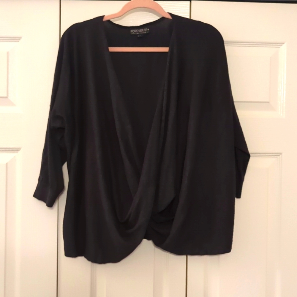 Flowy 3/4 sleeve top